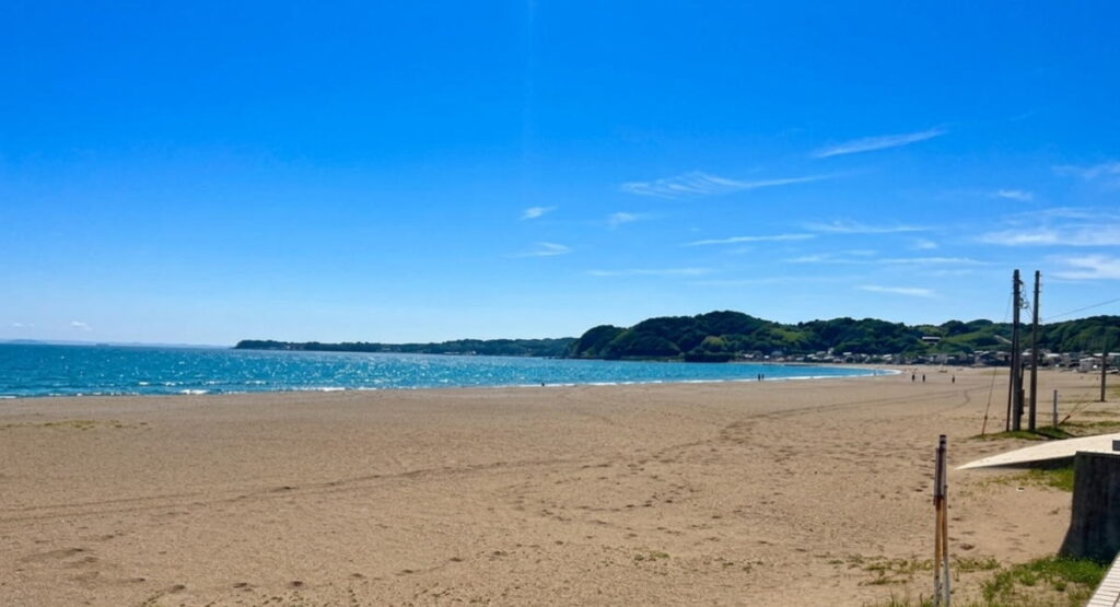 三浦海岸にて手ぶらでバーベキュー機材レンタルセッティング